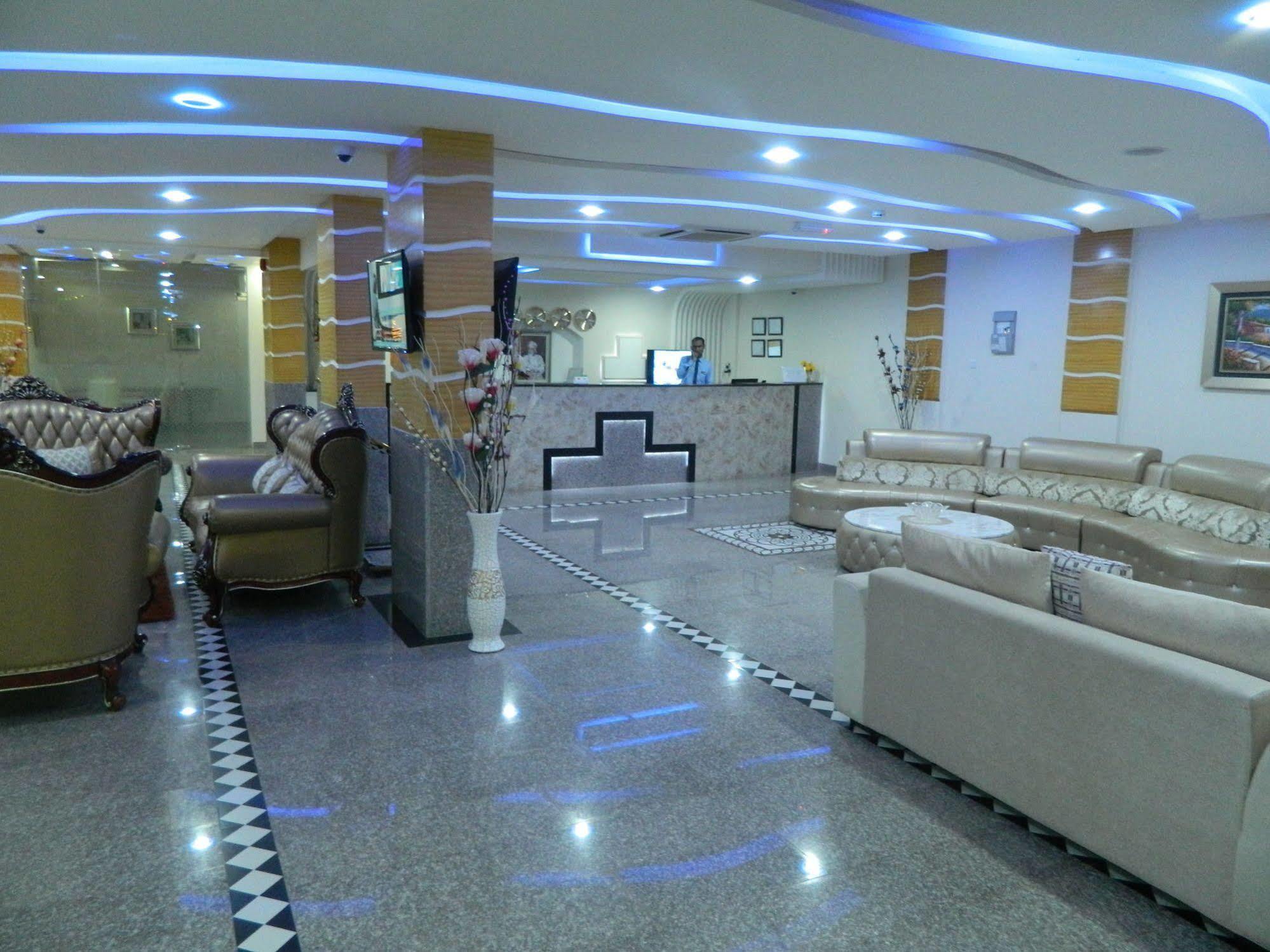Wanasa Hotel Apartments Muskat Bagian luar foto