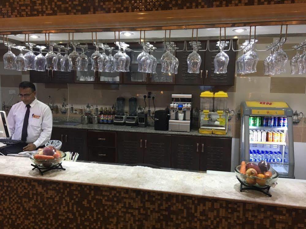 Wanasa Hotel Apartments Muskat Bagian luar foto
